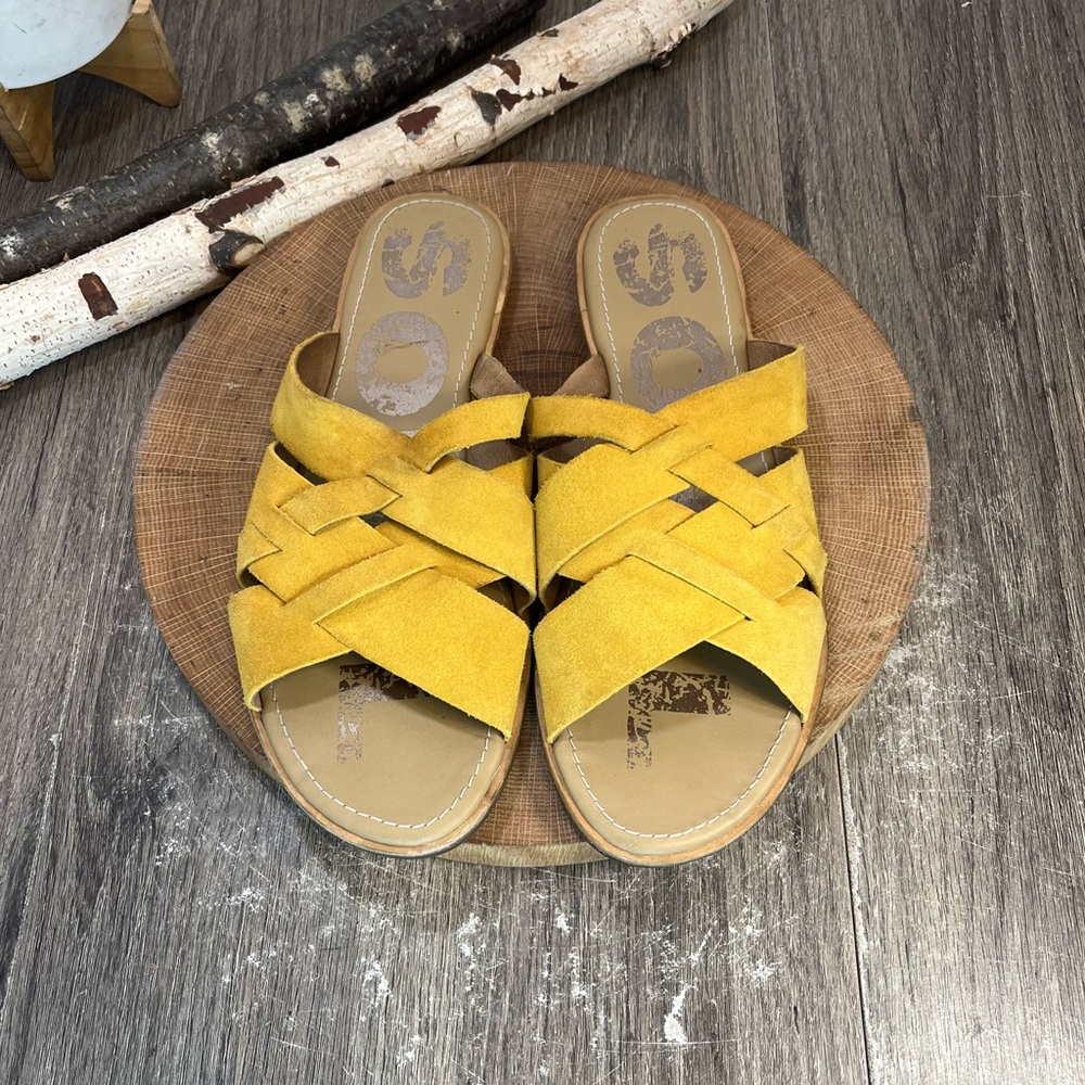 Sorel | Yellow Suede Sandals NL 3539-705 Size 11